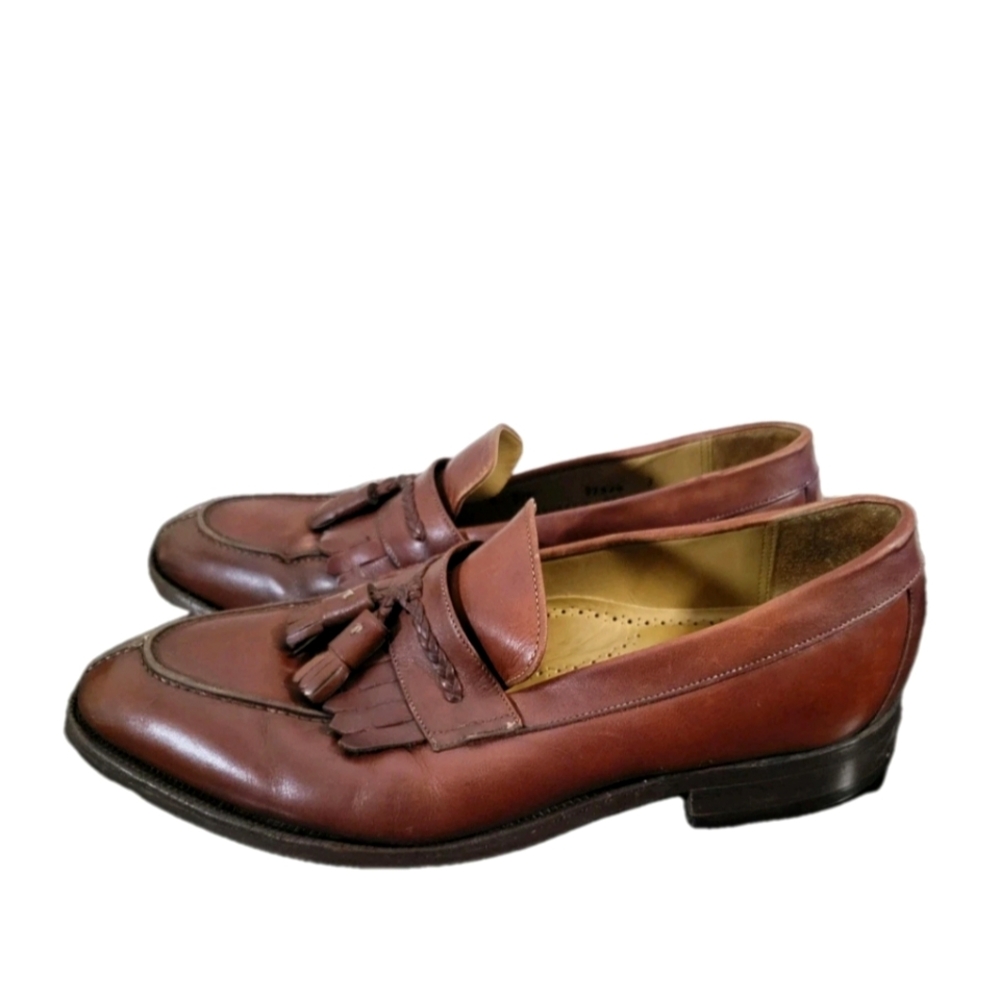 Johnston & Murphy Men's Burgundy Leather Tasseled Loafers. Size 8 D/B VGUC